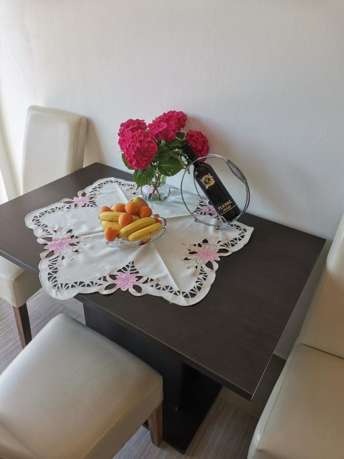Apartments Becir Molunat Kültér fotó