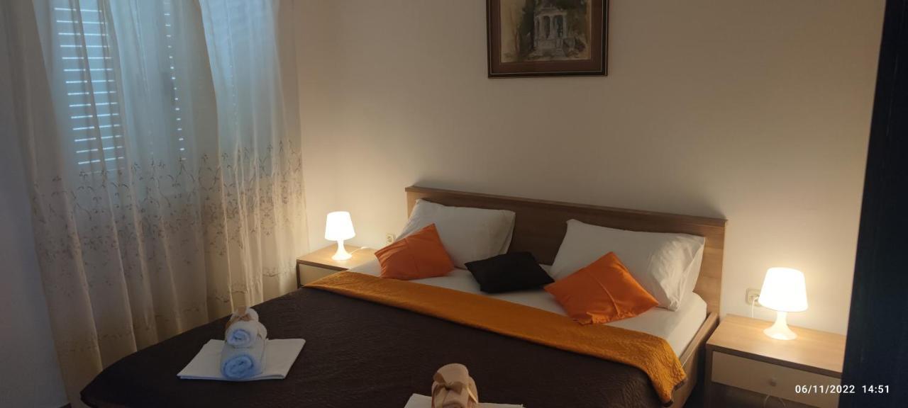Apartments Becir Molunat Kültér fotó